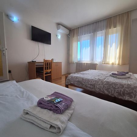 Hotel Konaciste Trstenik Zewnętrze zdjęcie