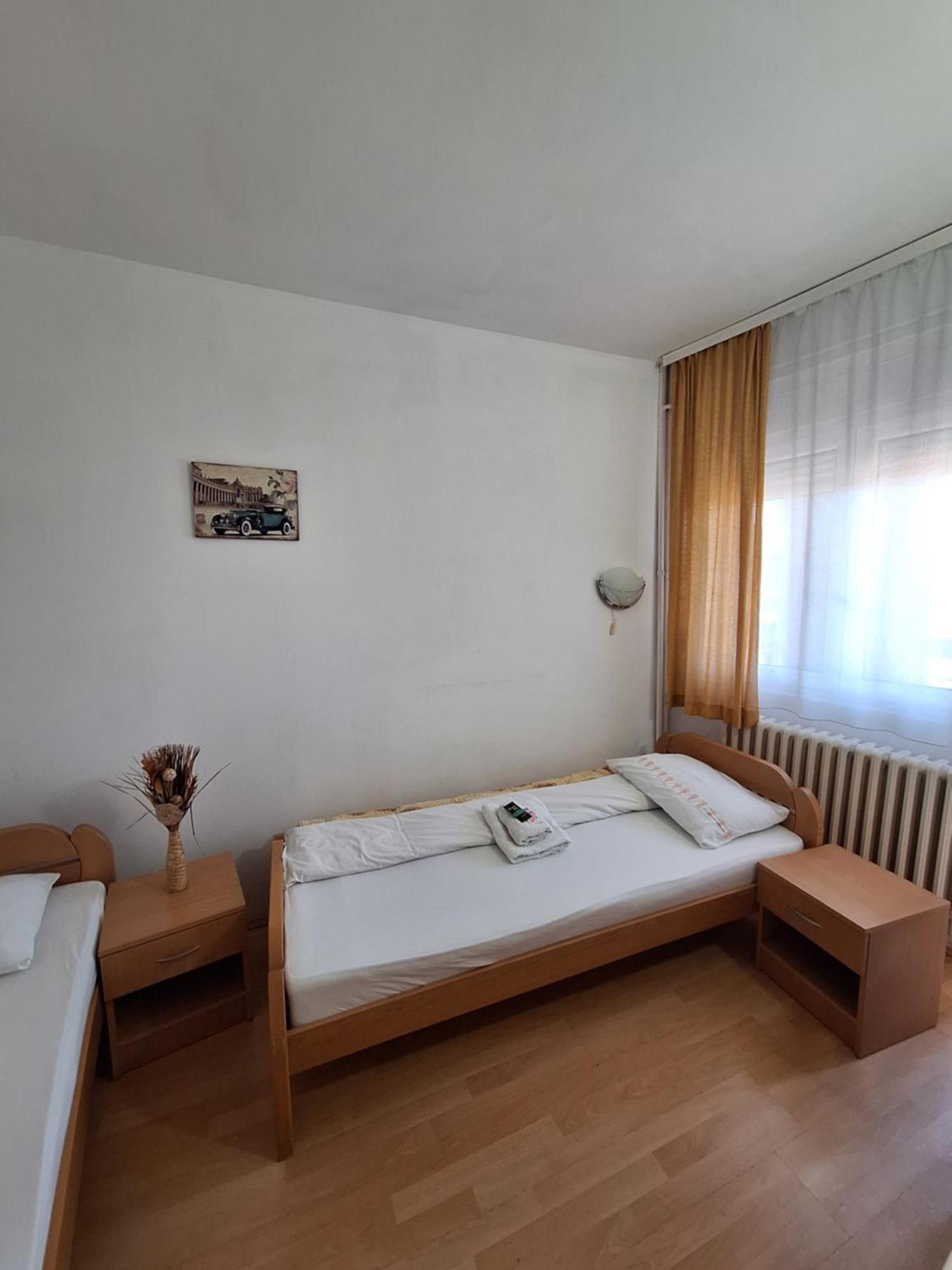 Hotel Konaciste Trstenik Zewnętrze zdjęcie